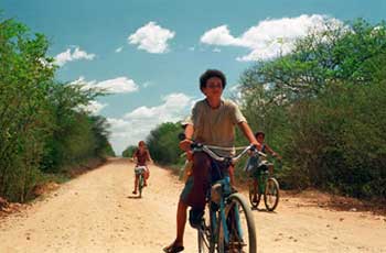 Meninos-de-bicicleta