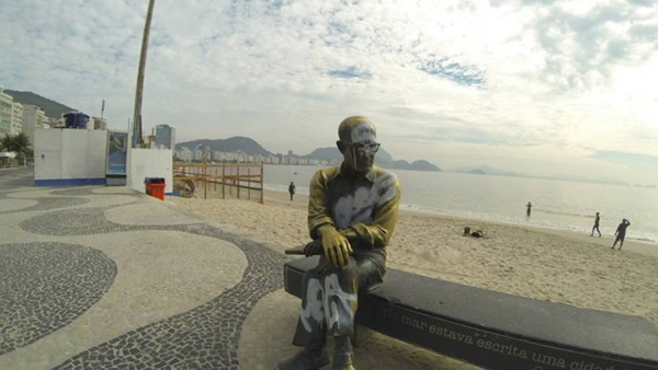 esttutua de Carlos Drummond pichada