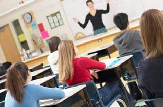 Foto-de-alunos-em-sala-de-aula