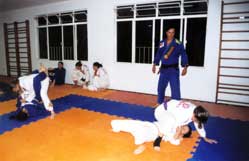 Foto-de-Jiu-Jitsu-feminino-em-aula