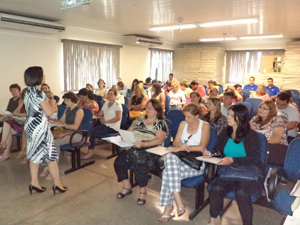 Evento de apresentao do Gesto Fcil em Votuporanga (SP)